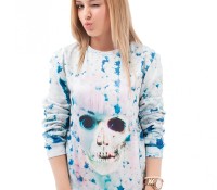 White and Blue Printed Polyester Sweatshirt – Roses Girl – Carnet de Mode – Odzież Damska – Swetry i Cardigany – Swetry, Odzież Damska – Topy i Koszule – Koszule z długim rękawem, Odzież Damska – Bluzy – ,